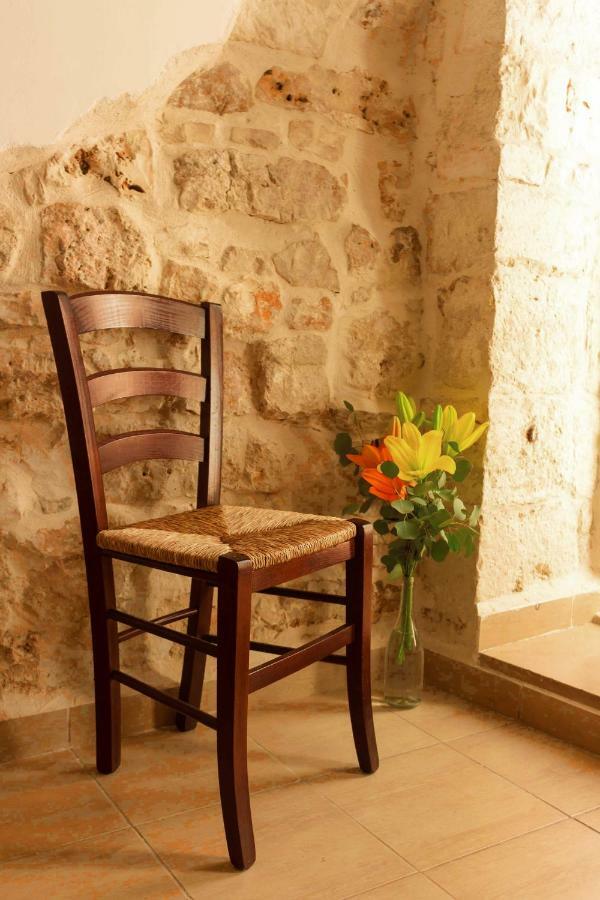 Il Sottano Del Conte Hotel Conversano Luaran gambar